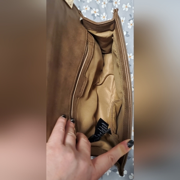 Bebe Quilted Shoulder/Crossbody Bag - Picture 7 of 14